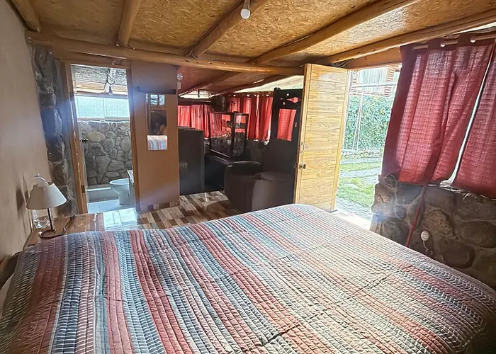 Casa Con Piscina Yanahuara ウルバンバ