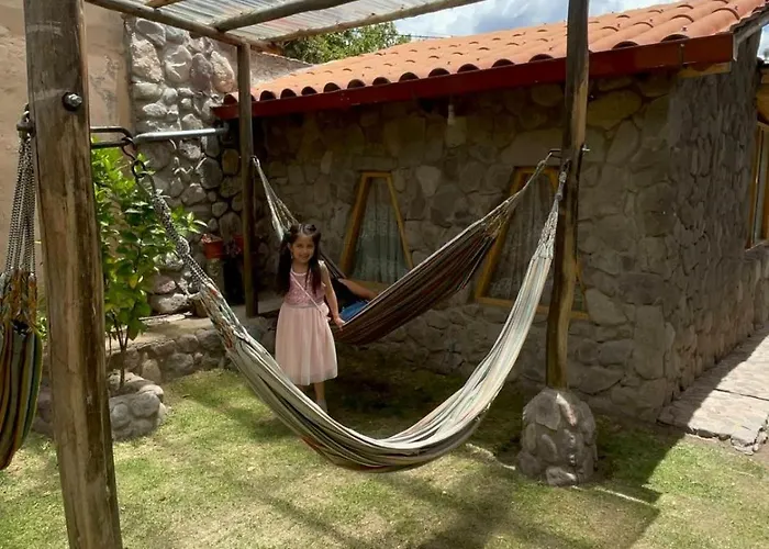 Casa Con Piscina Yanahuara * ウルバンバ